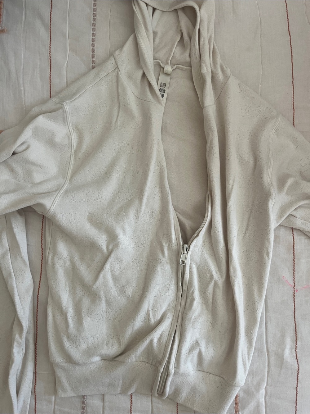 SKIMS LOGOPOINTELLE WHITE HOODIE